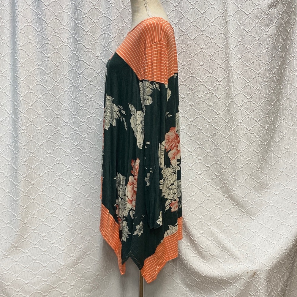 ODDY size 3X Floral and Striped coral and green oversized asymmetrical stretch - Picture 8 of 13